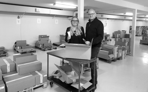 Garage Rosenserien Svartvit