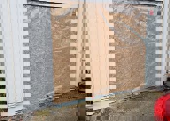 Hjälp! Jag har kört på garageporten.