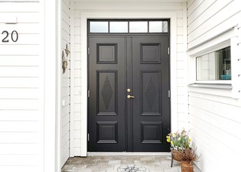 1. Demontering av din gamla dörr