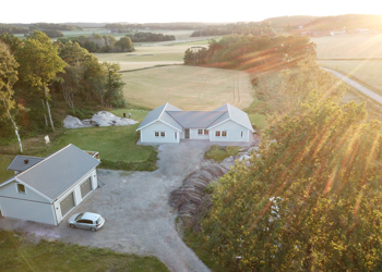 Garageportexperten förlänger avtal med Fiskarhedenvillan och Trivselhus - två av Sveriges största småhustillverkare.