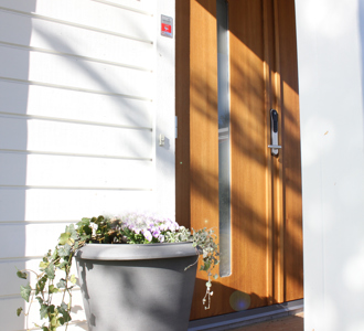 Mickeshus Dörr Klar