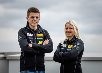 Garageportexperten ingår nytt huvudsponsoravtal med syskonen Andreas och Jessica Bäckman.