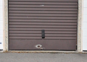 Så löser du problemet när garageporten rostar