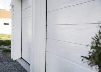 Familjen Walden fick sina portar monterade på en dag